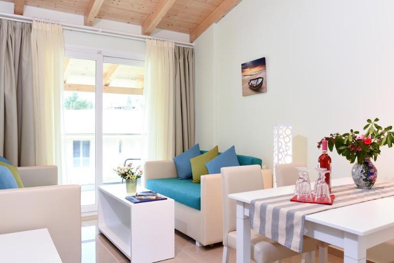Palapart Gikas Suites And Studios Gouvia Dış mekan fotoğraf