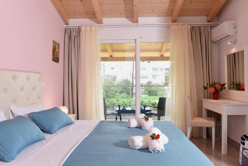 Palapart Gikas Suites And Studios Gouvia Dış mekan fotoğraf
