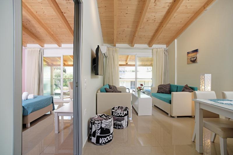 Palapart Gikas Suites And Studios Gouvia Dış mekan fotoğraf