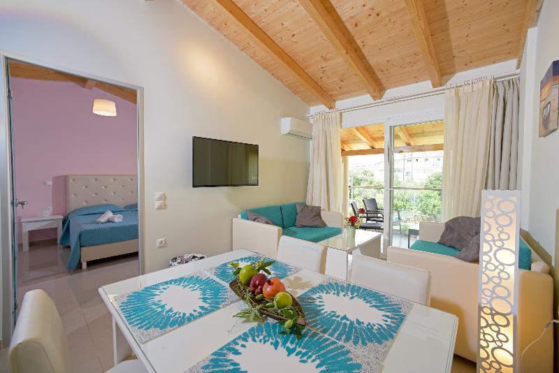 Palapart Gikas Suites And Studios Gouvia Dış mekan fotoğraf
